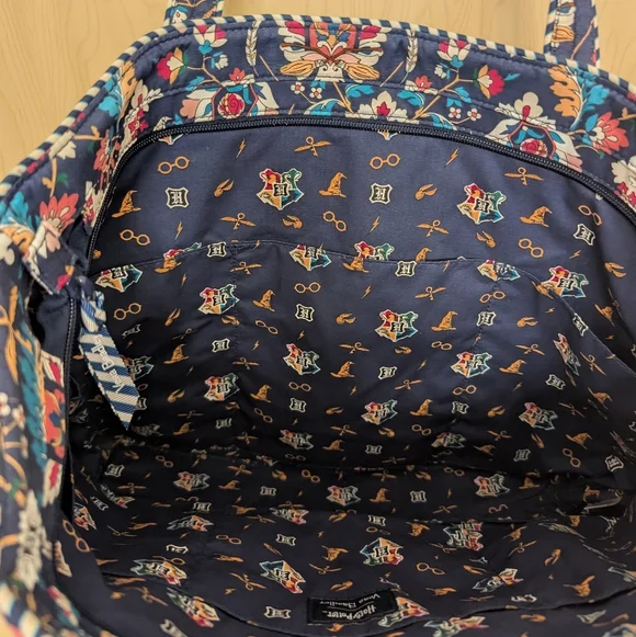 Vera Bradley Harry Potter Tote - Picture 3 of 4